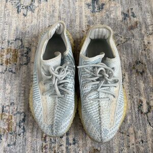 Adidas YEEZYS Sneakers